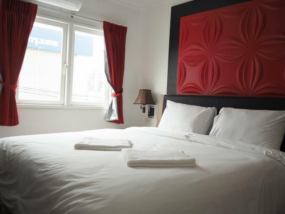 Pook Swan House Hotel Паттайя Номер фото